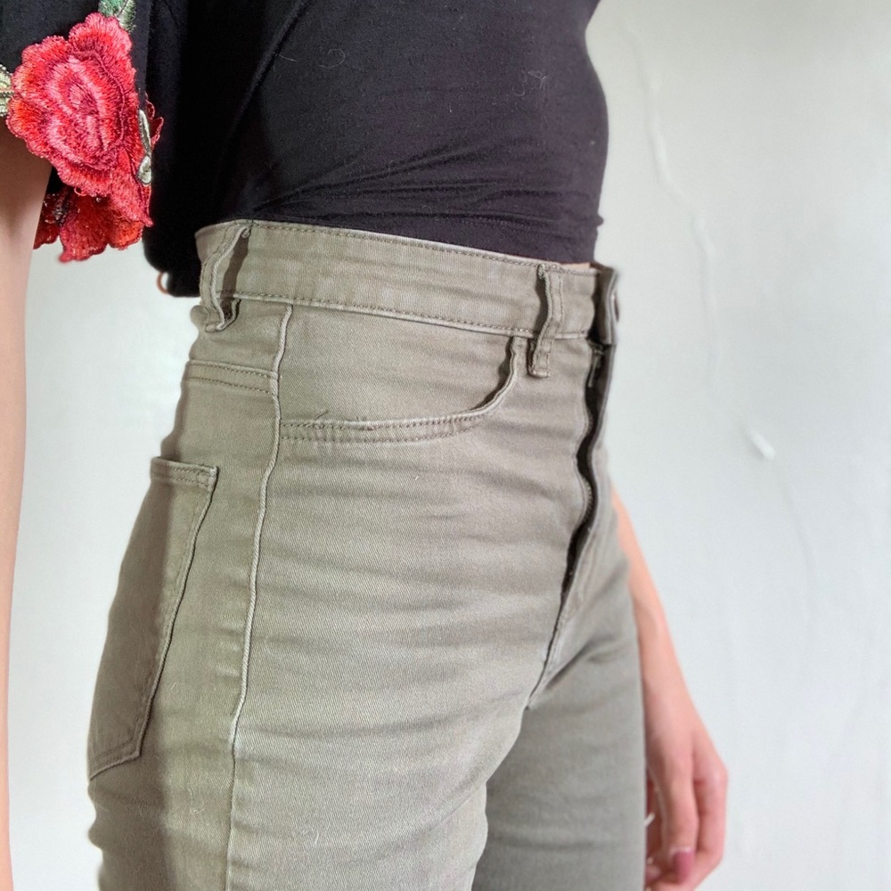 Forever 21 High Waisted Olive Jeans